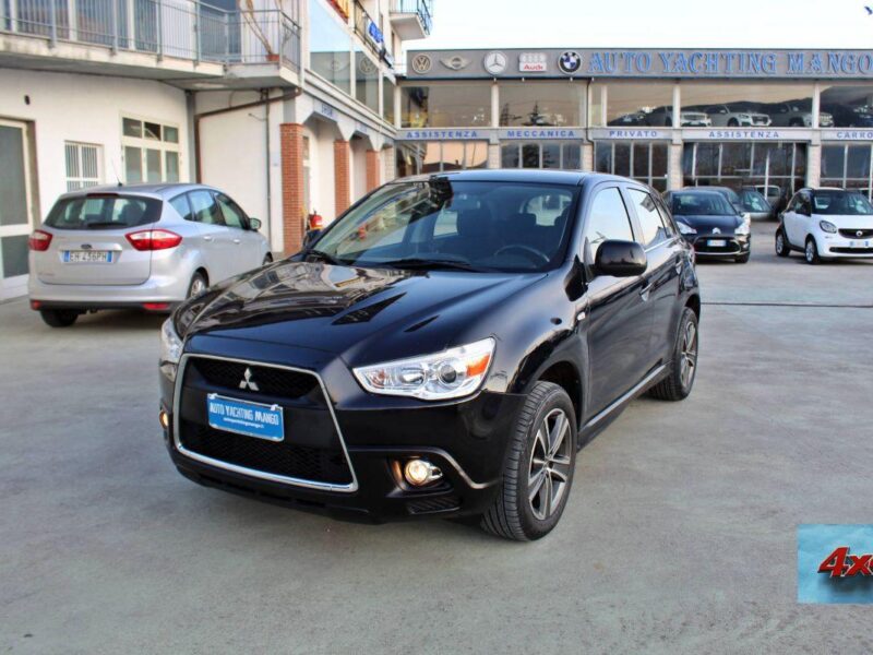 MITSUBISHI ASX — Foto 1 di 24