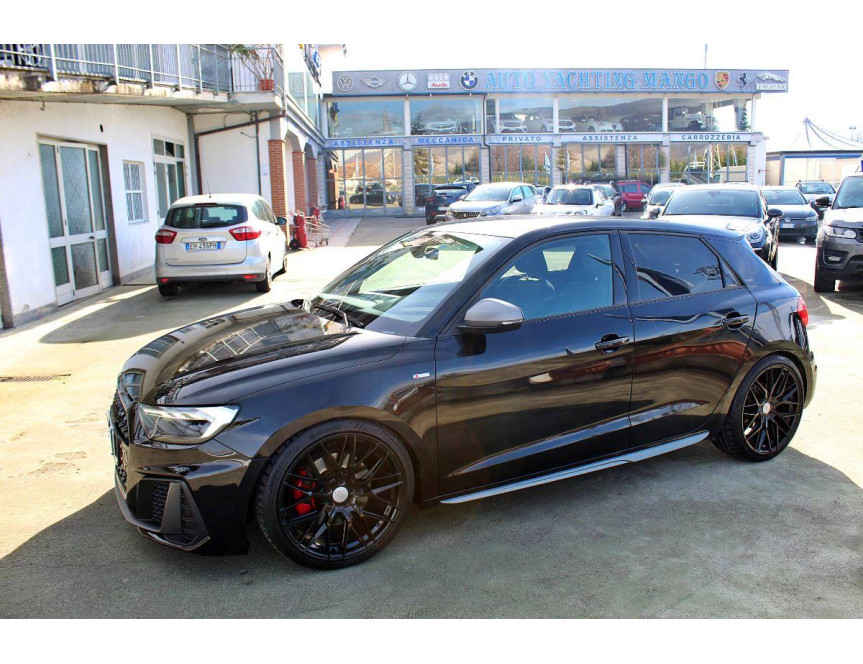 AUDI - A1 Sportback  - A1 SPB 40 TFSI S tronic S line edition