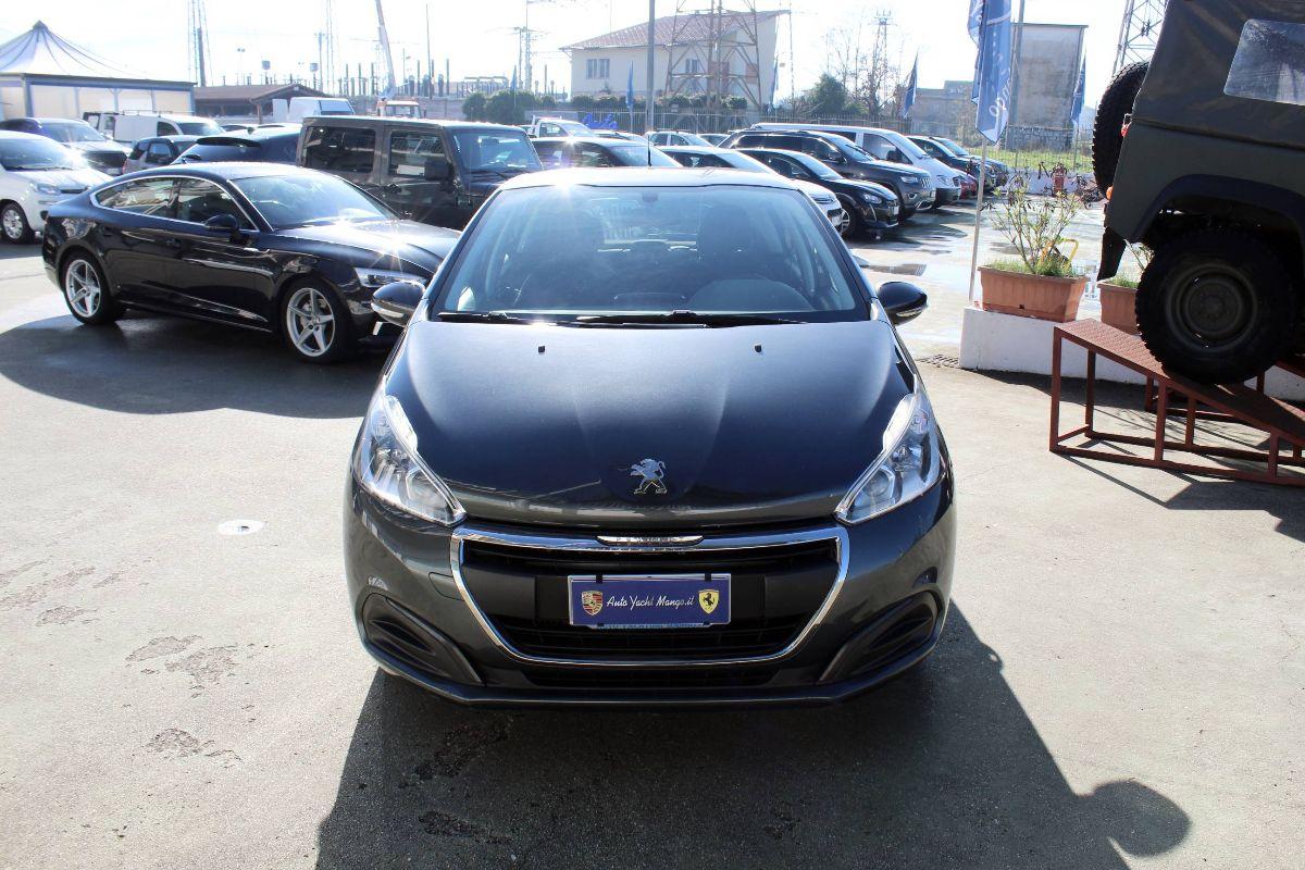 PEUGEOT 208 usata - interni | Auto Yachting Mango Padula