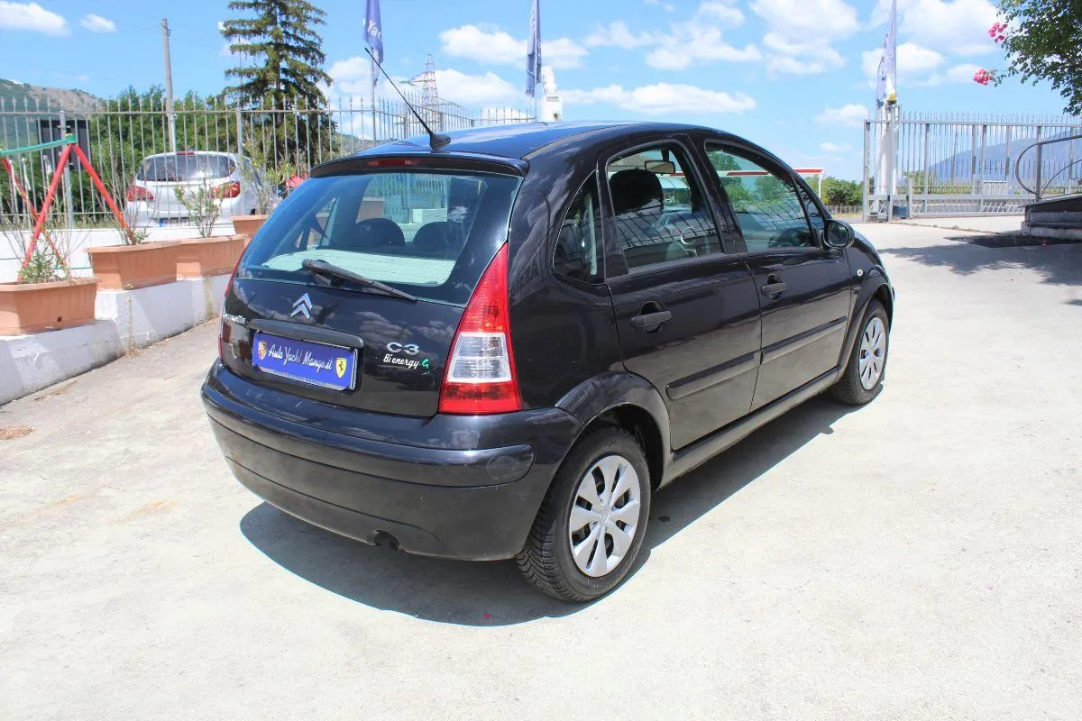 CITROEN - C3 - 1.4 Exclusive Style GPL