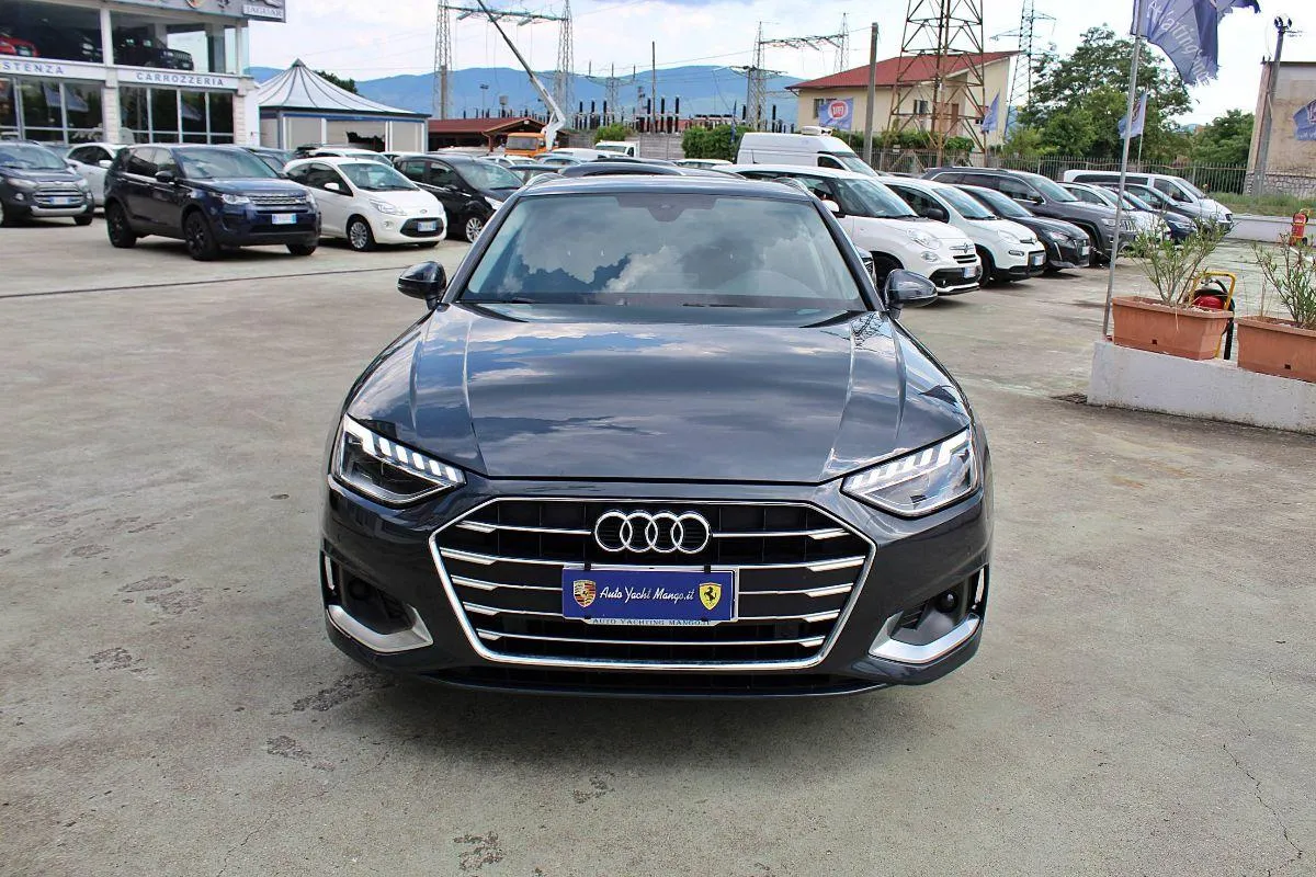 AUDI - A4 Avant - 35 TDI S tronic Business Sport
