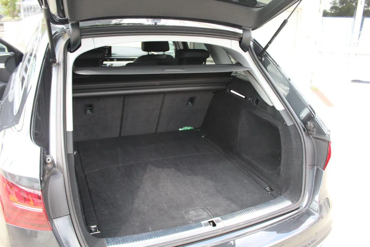 AUDI - A4 Avant - 35 TDI S tronic Business Sport