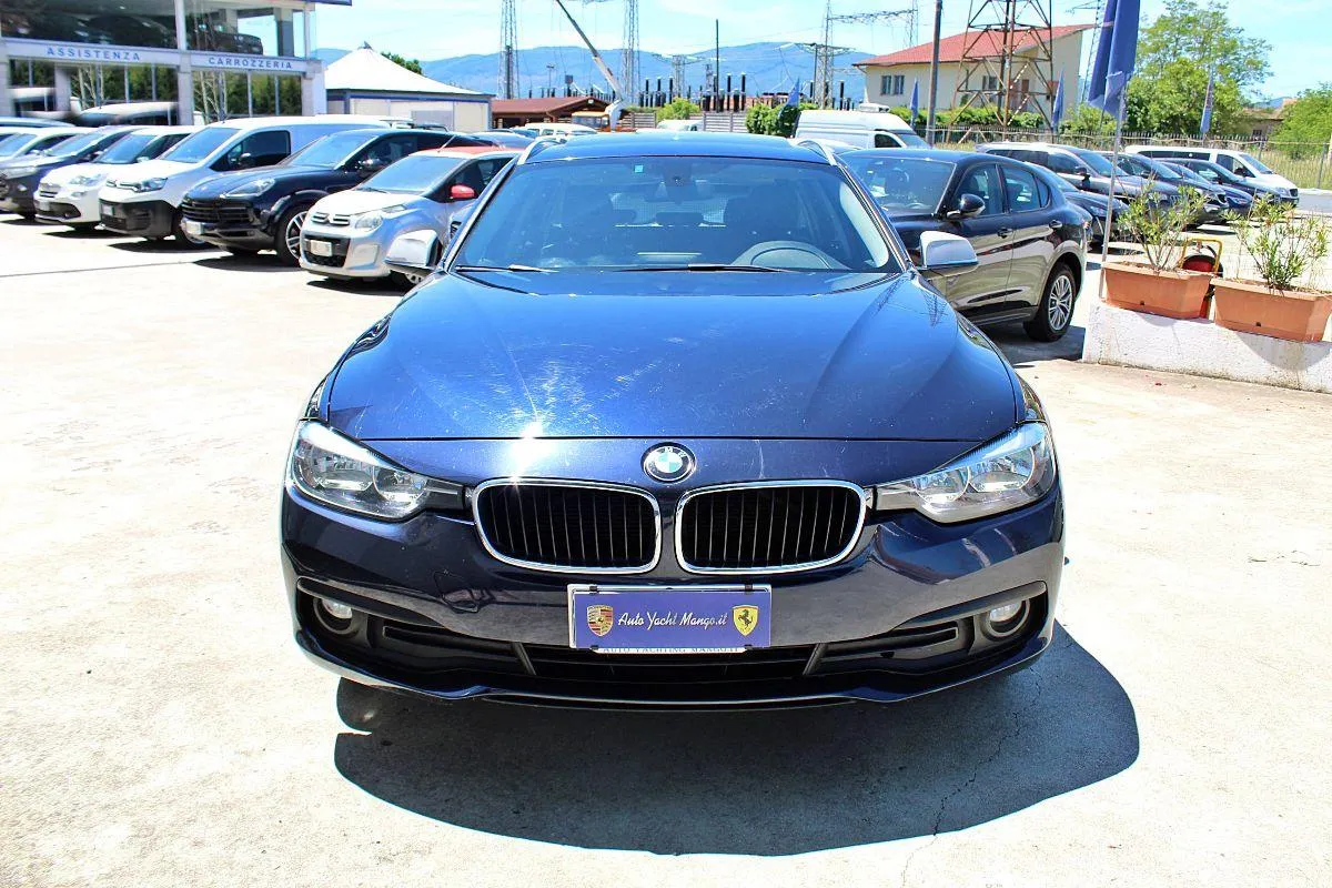 BMW - Serie 3 Touring - 320d xDrive Touring Business Advantage