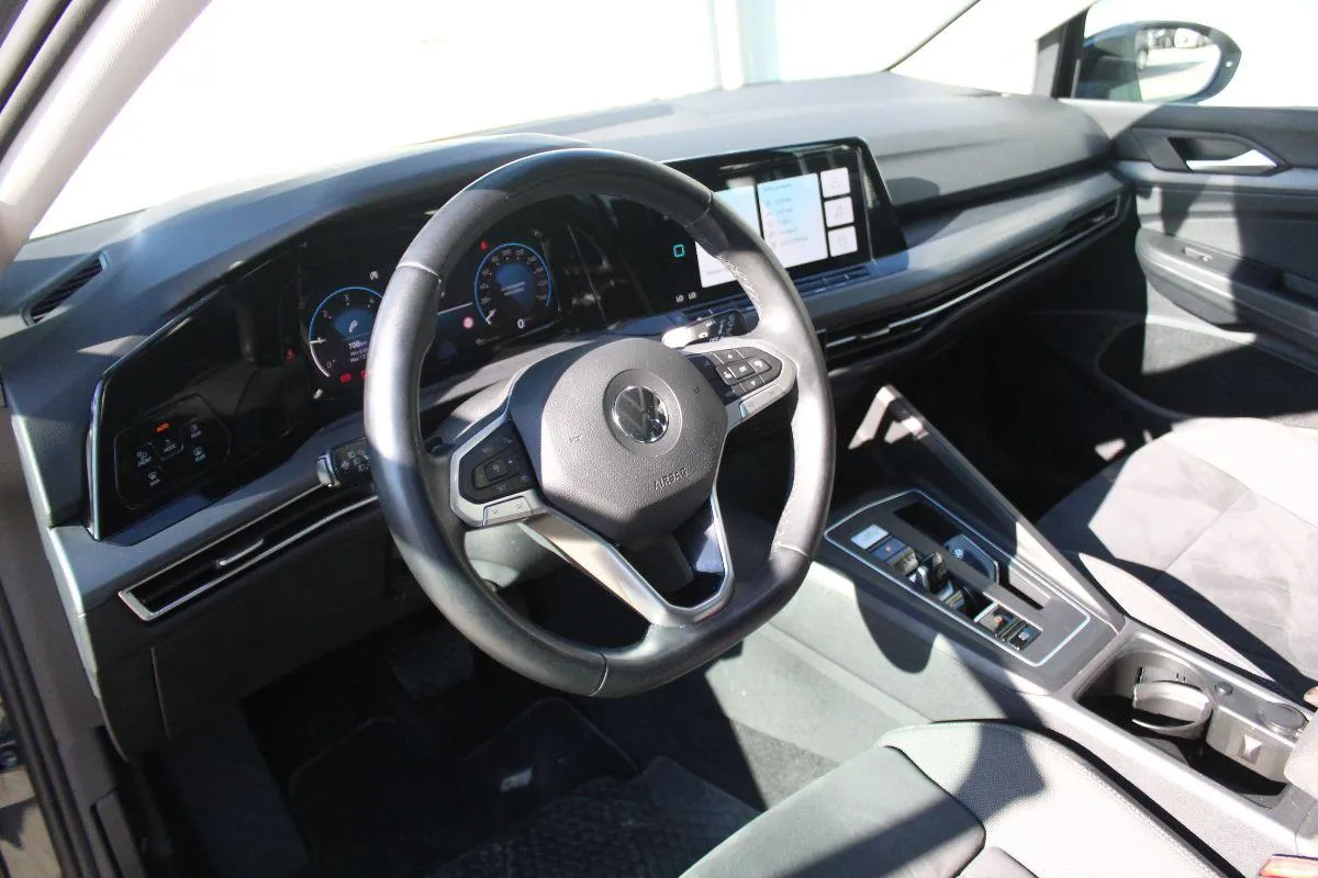 VOLKSWAGEN - Golf - VIII 2022 2.0 tdi  Style 115cv dsg