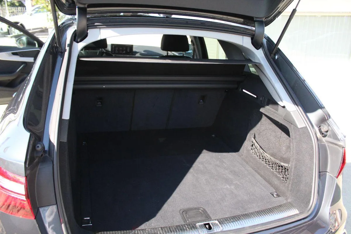 AUDI - A4 Avant - 35 TDI/163CV S tr. Business Adv