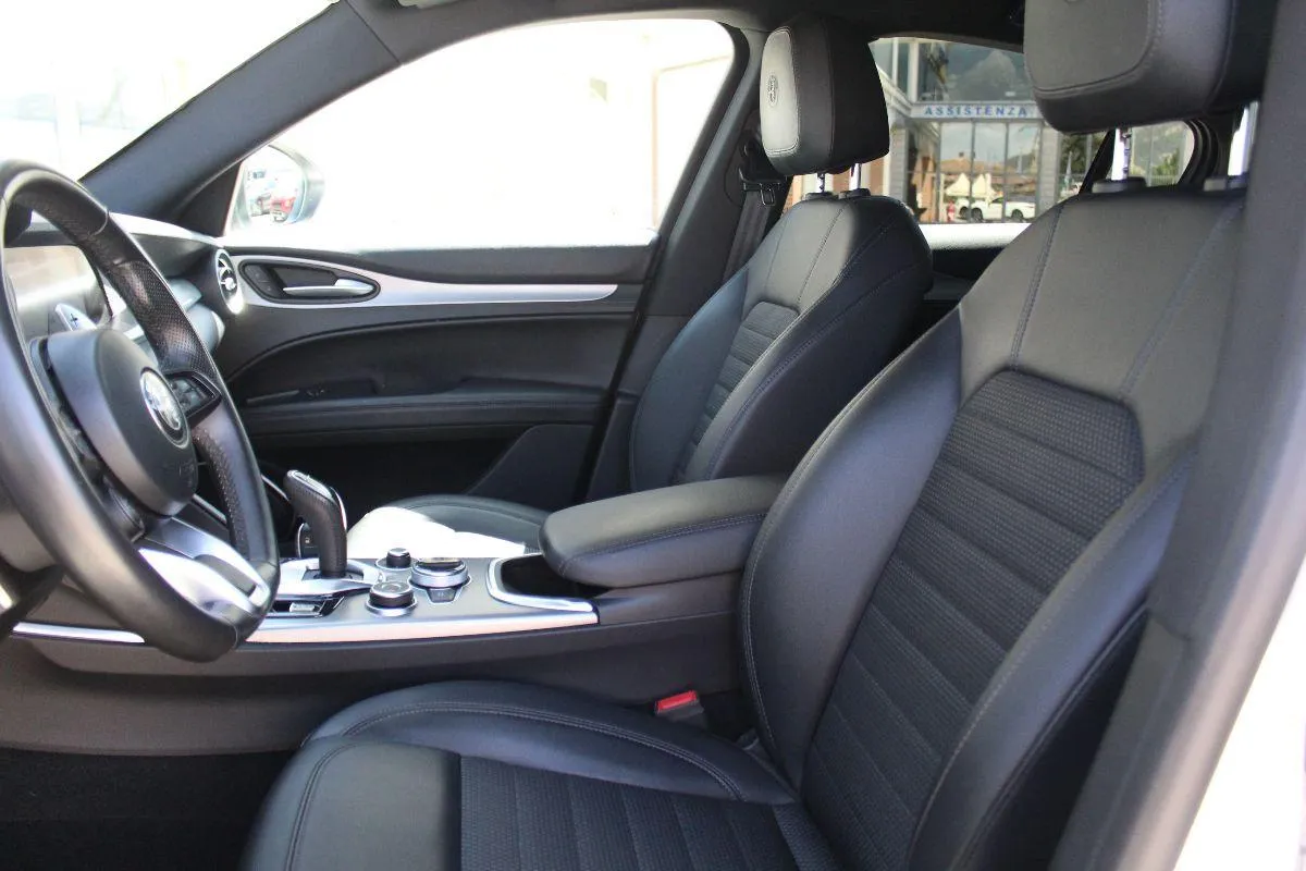 ALFA ROMEO - Stelvio 2.2 t Sprint Q4 190cv AT8 F1
