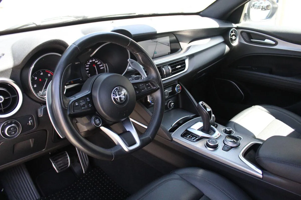 ALFA ROMEO - Stelvio 2.2 t Sprint Q4 190cv AT8 F1