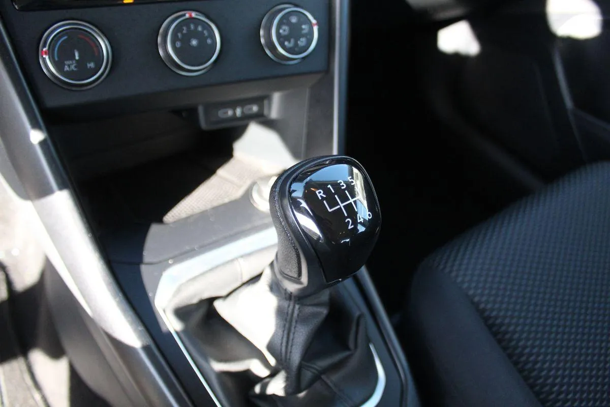 VOLKSWAGEN - T-Roc - 1.0 TSI Life