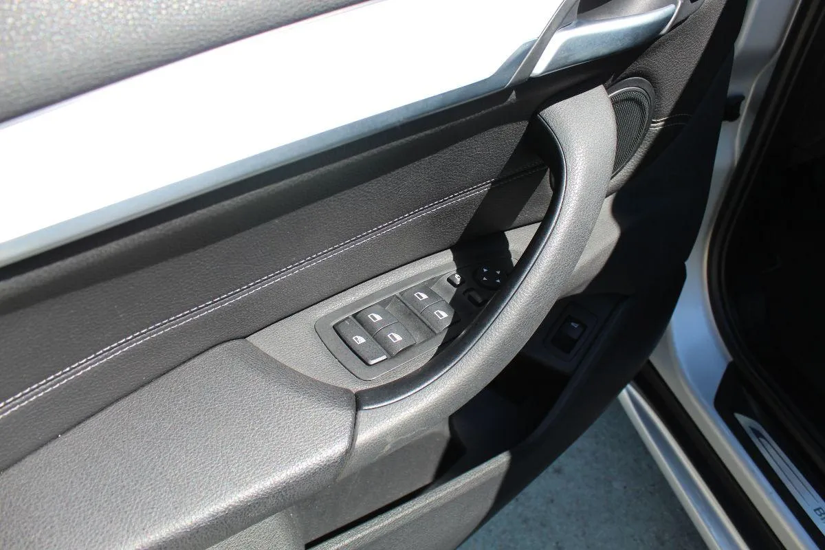 BMW - X1 - xDrive18d Business