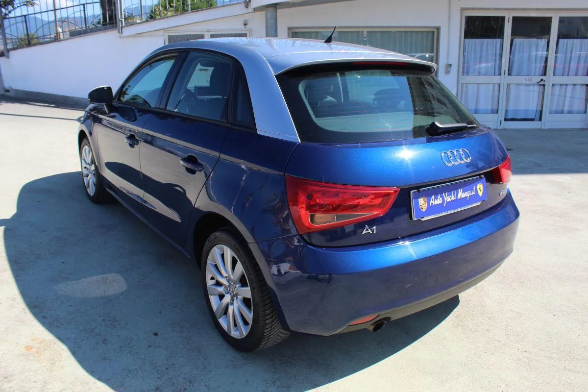 AUDI - A1 Sportback  - 1.2 TFSI Ambition