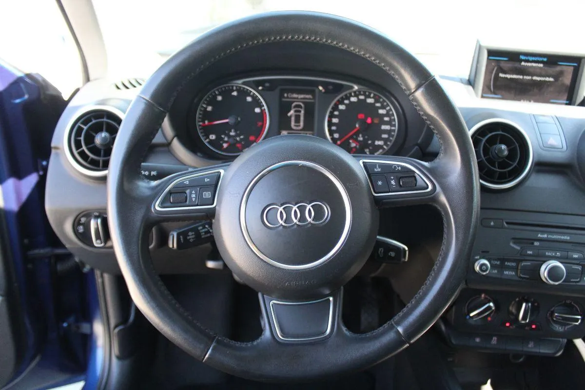 AUDI - A1 Sportback  - 1.2 TFSI Ambition