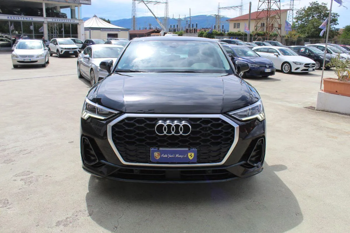 AUDI - Q3 Sportback - 35 TDI S Tronic Business Plus