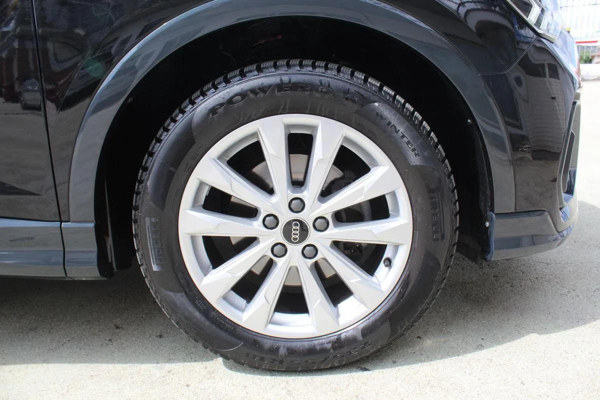 AUDI - Q3 Sportback - 35 TDI S Tronic Business Plus
