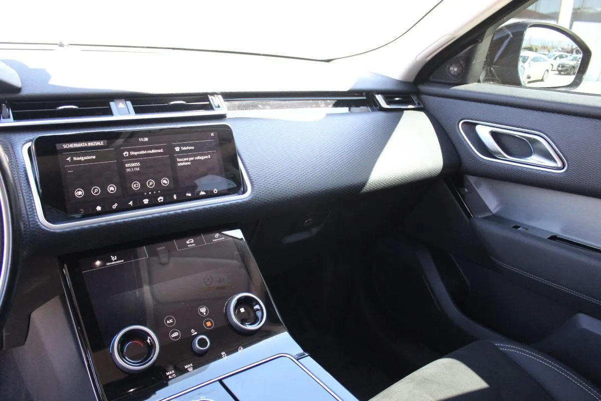 LAND ROVER - Range Rover Velar - RR Velar 2.0D 240 CV R-Dynamic