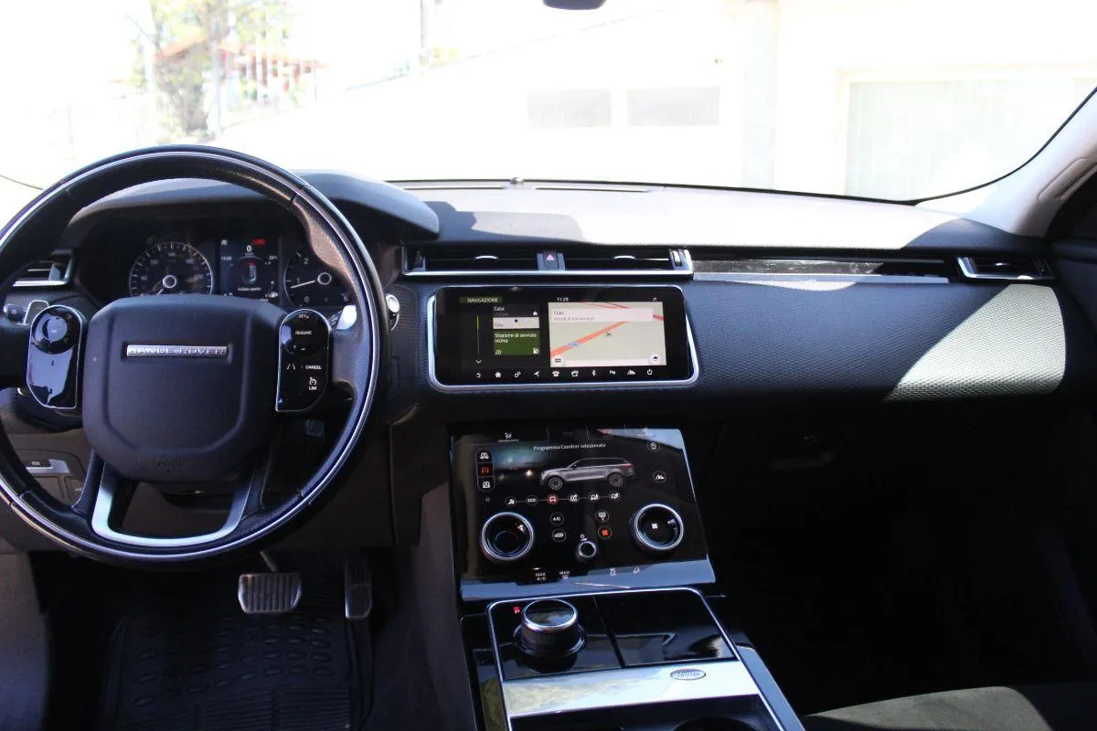 LAND ROVER - Range Rover Velar - RR Velar 2.0D 240 CV R-Dynamic
