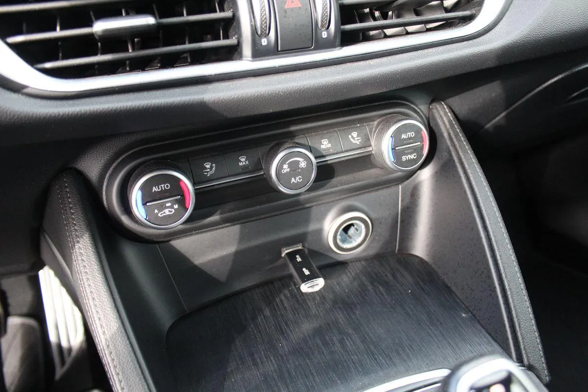 ALFA ROMEO - Stelvio - 2.2 T.diesel 190 CV AT8 Q4 Bus.