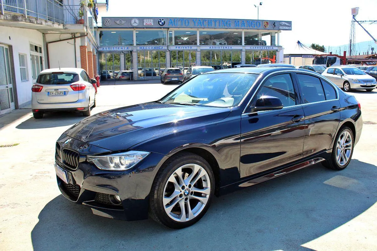 BMW - Serie 3 - 320d Futura