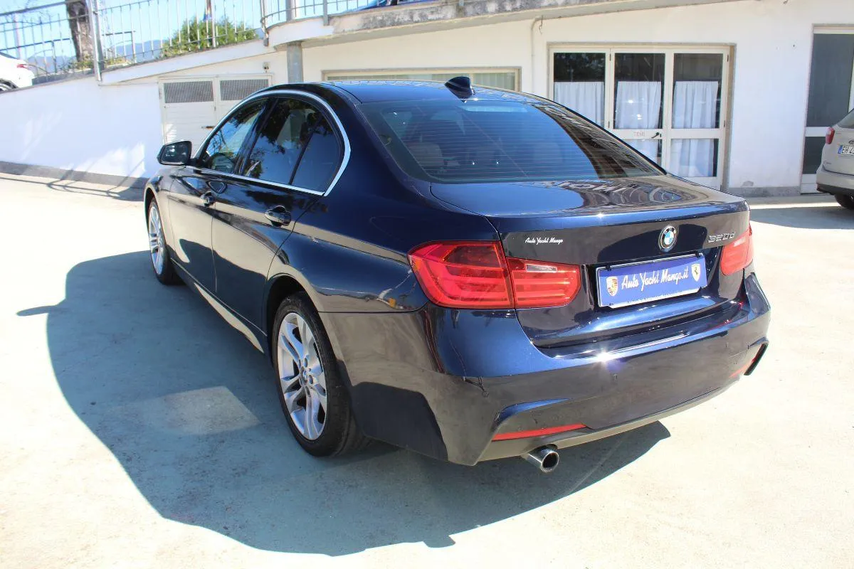 BMW - Serie 3 - 320d Futura