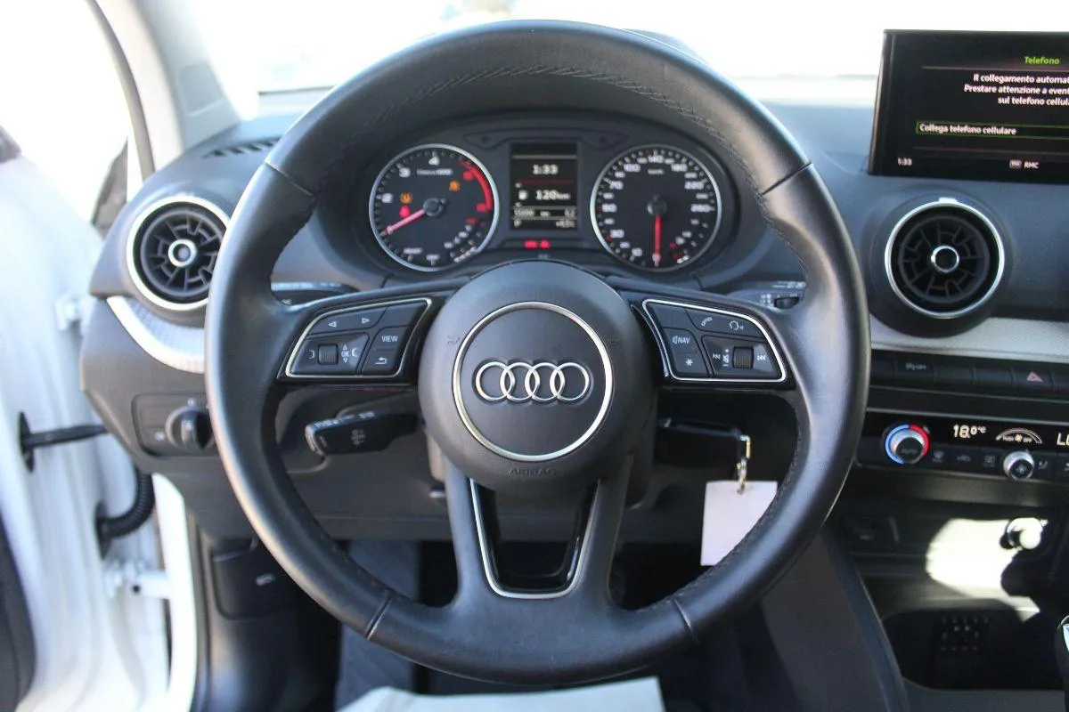 AUDI - Q2 - 30 2.0 tdi Admired s-tronic