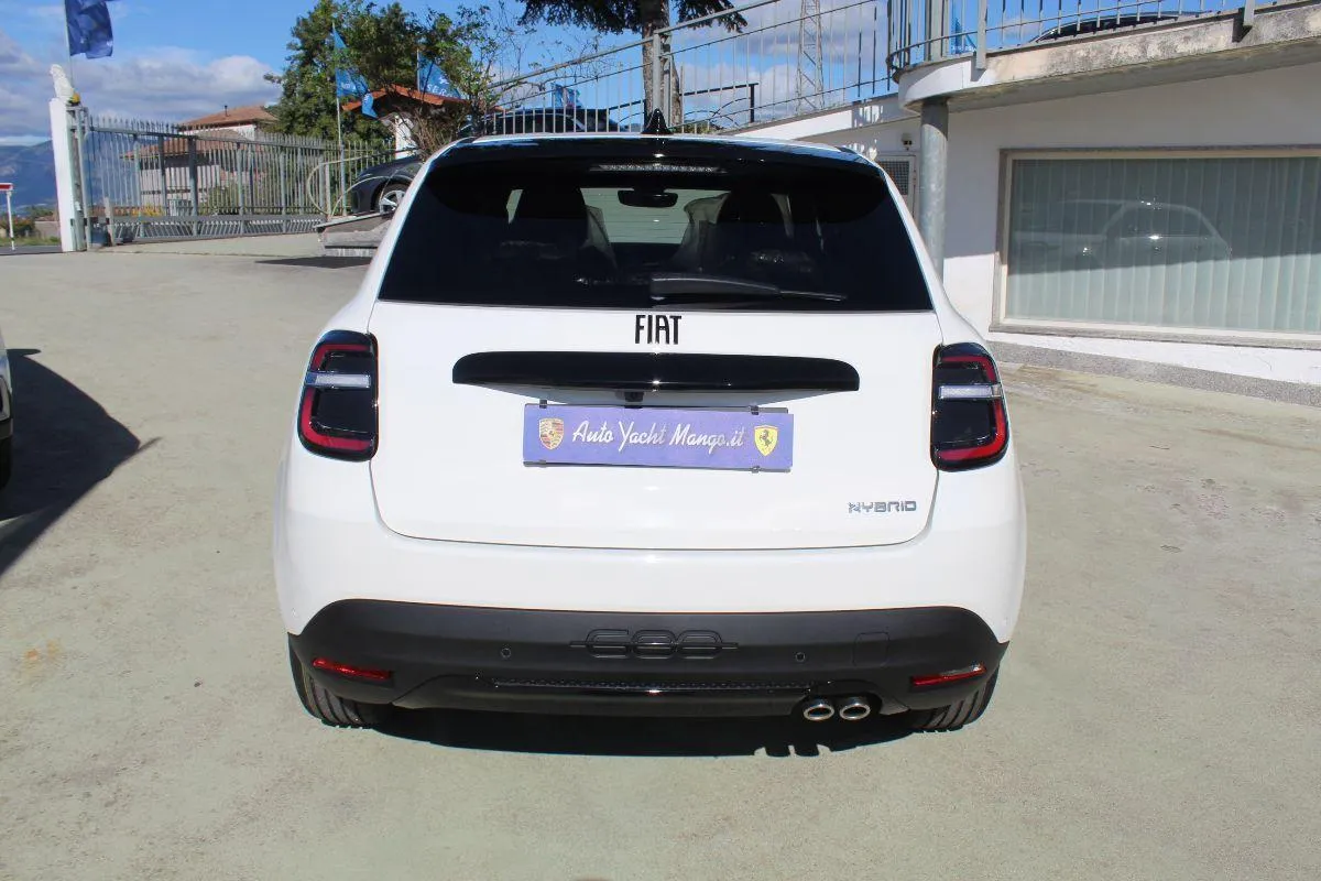 FIAT - 600 1.2 hybrid Sport 145cv auto