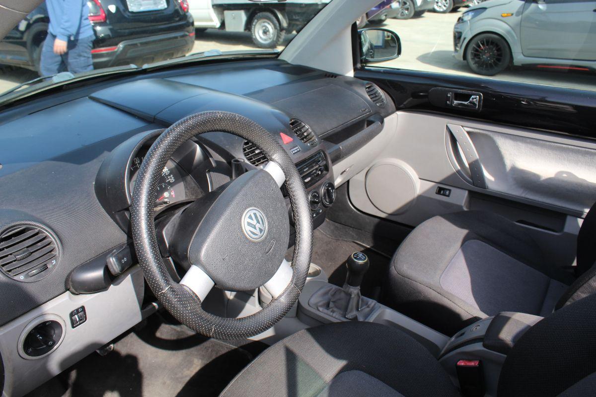 VOLKSWAGEN New Beetle Cabrio usata - foto 9 | Auto Yachting Mango Padula