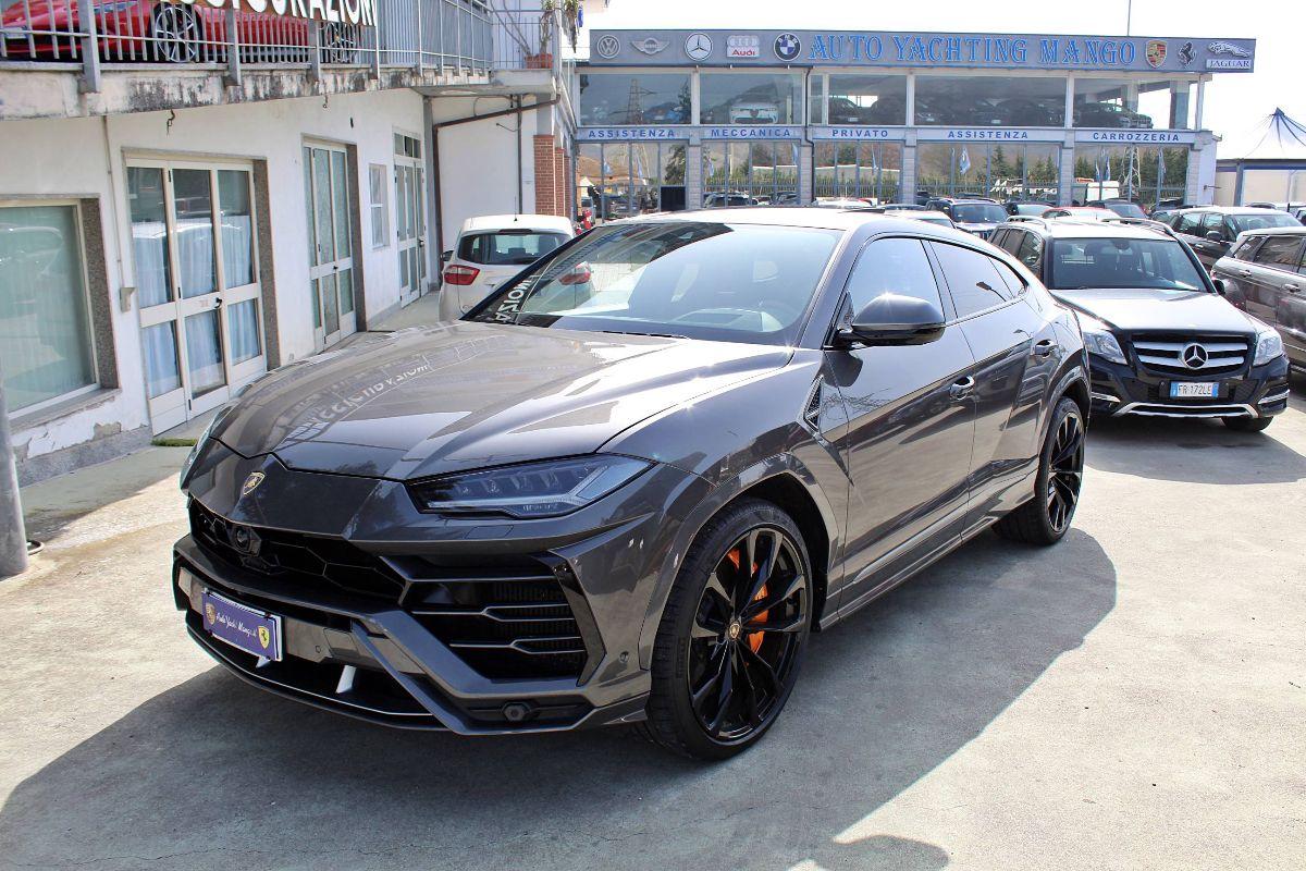 LAMBORGHINI Urus usata - vista esterna | Auto Yachting Mango Padula