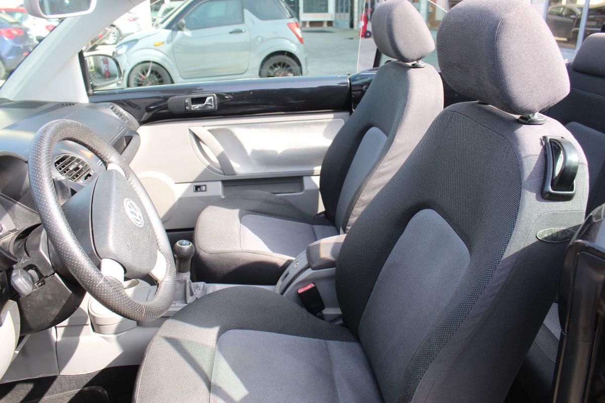 VOLKSWAGEN New Beetle Cabrio usata - foto 8 | Auto Yachting Mango Padula