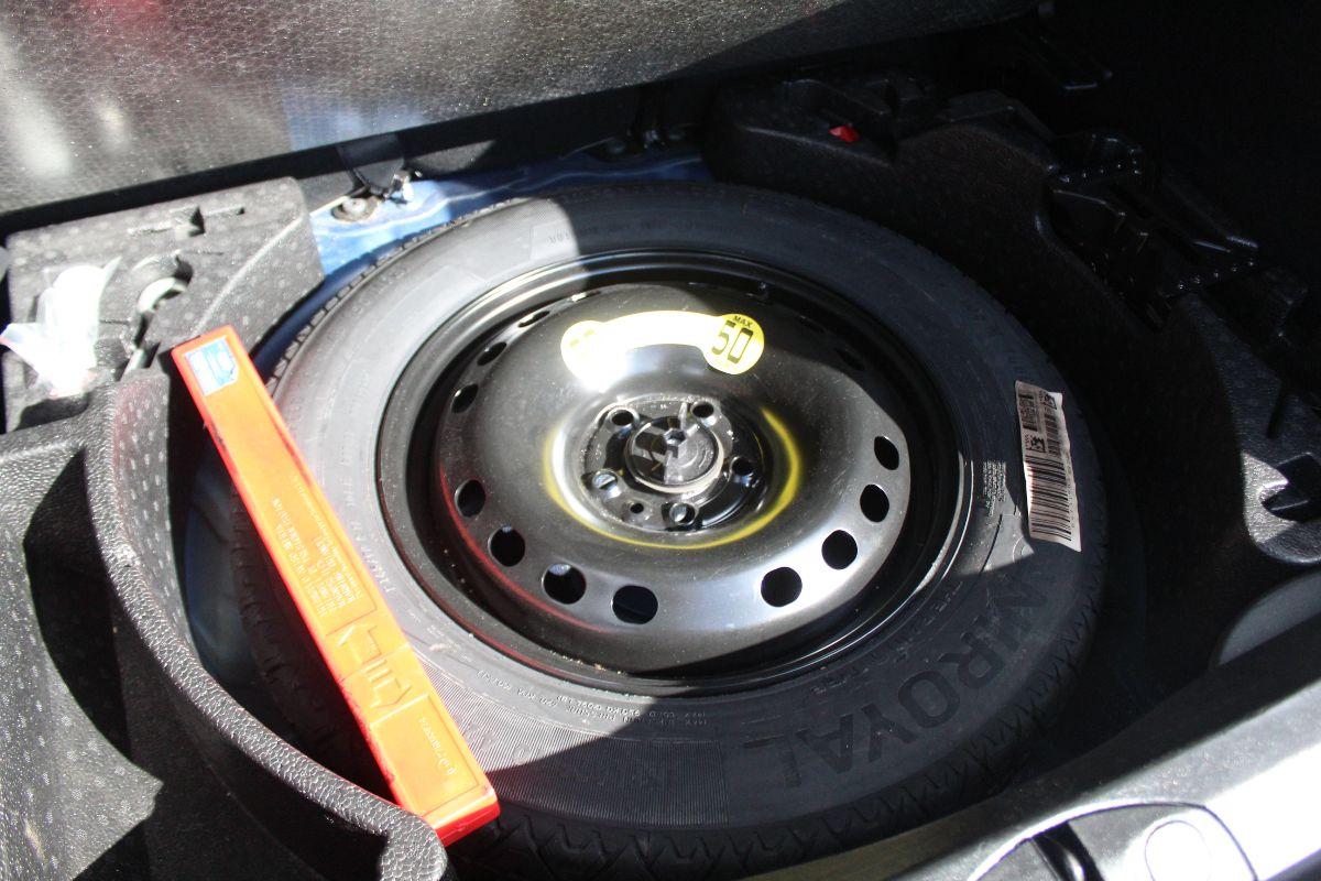 22_1770043446_809 22_1770043446_809