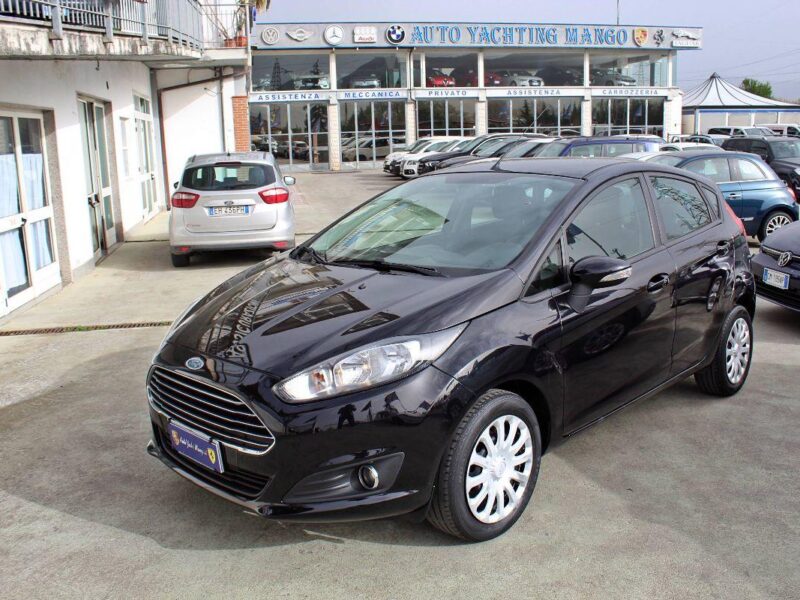 FORD Fiesta — Foto 1 di 19