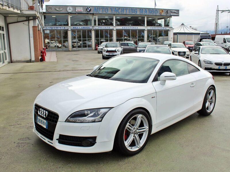 AUDI TT — Foto 1 di 25